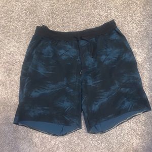 Lululemon swim trunks size M